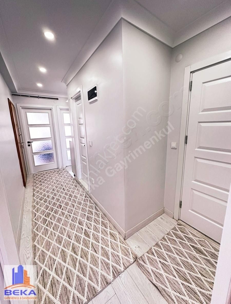 Çeekmeköy' De Yeni Binada Özel Yapım Arakat Daire - Görsel 9