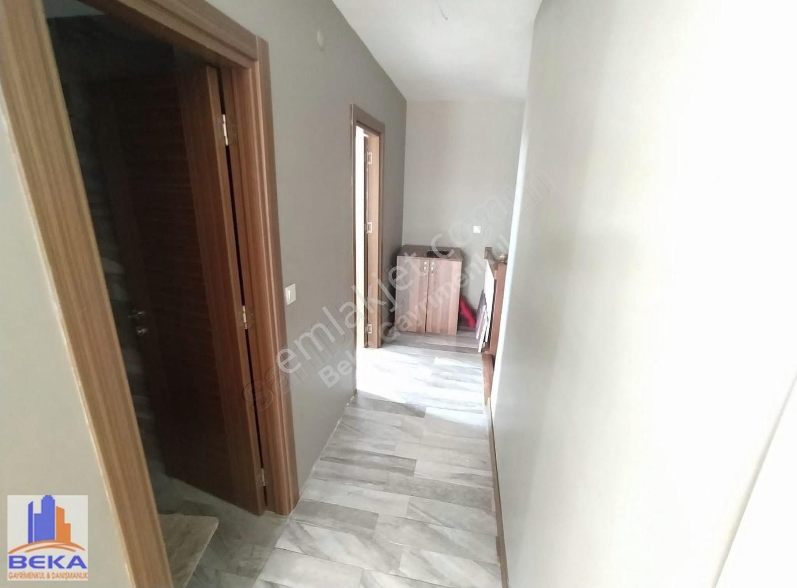 Site İçerisinde Ön Cephe Kullanışlı Fırsat Daire - Görsel 10