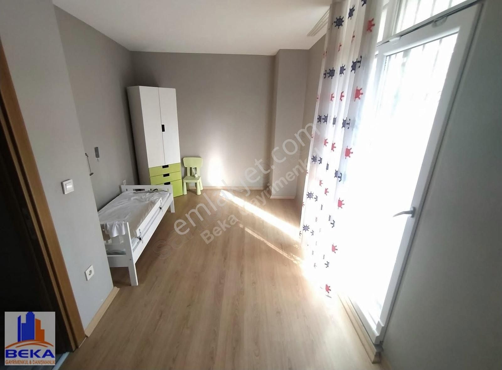 Site İçerisinde Ön Cephe Kullanışlı Fırsat Daire - Görsel 3