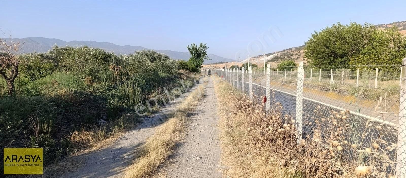 Buharkent Feslek Te İncir Kayısı Bahçesi Elektrik Su Mevcut - Görsel 15