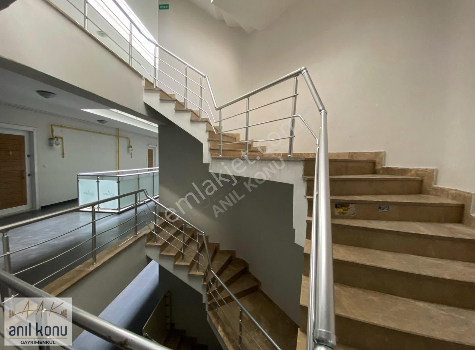 Anıl Konu'dan Görüklede Geniş Eşyalı Satılık Daire - Görsel 32