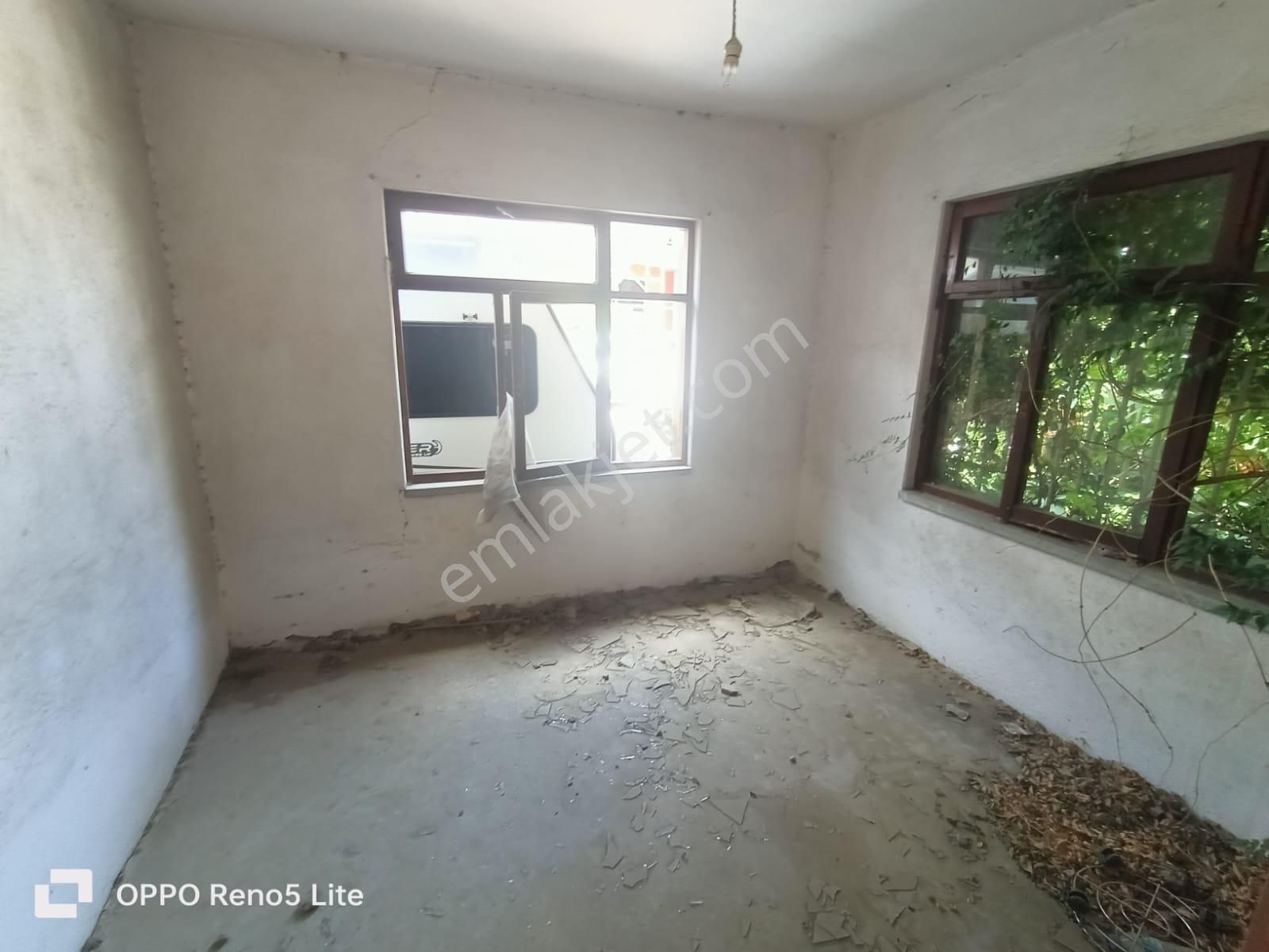 Buse Emlaktan Akçay-güre Arası Müstakil Ev - Görsel 24