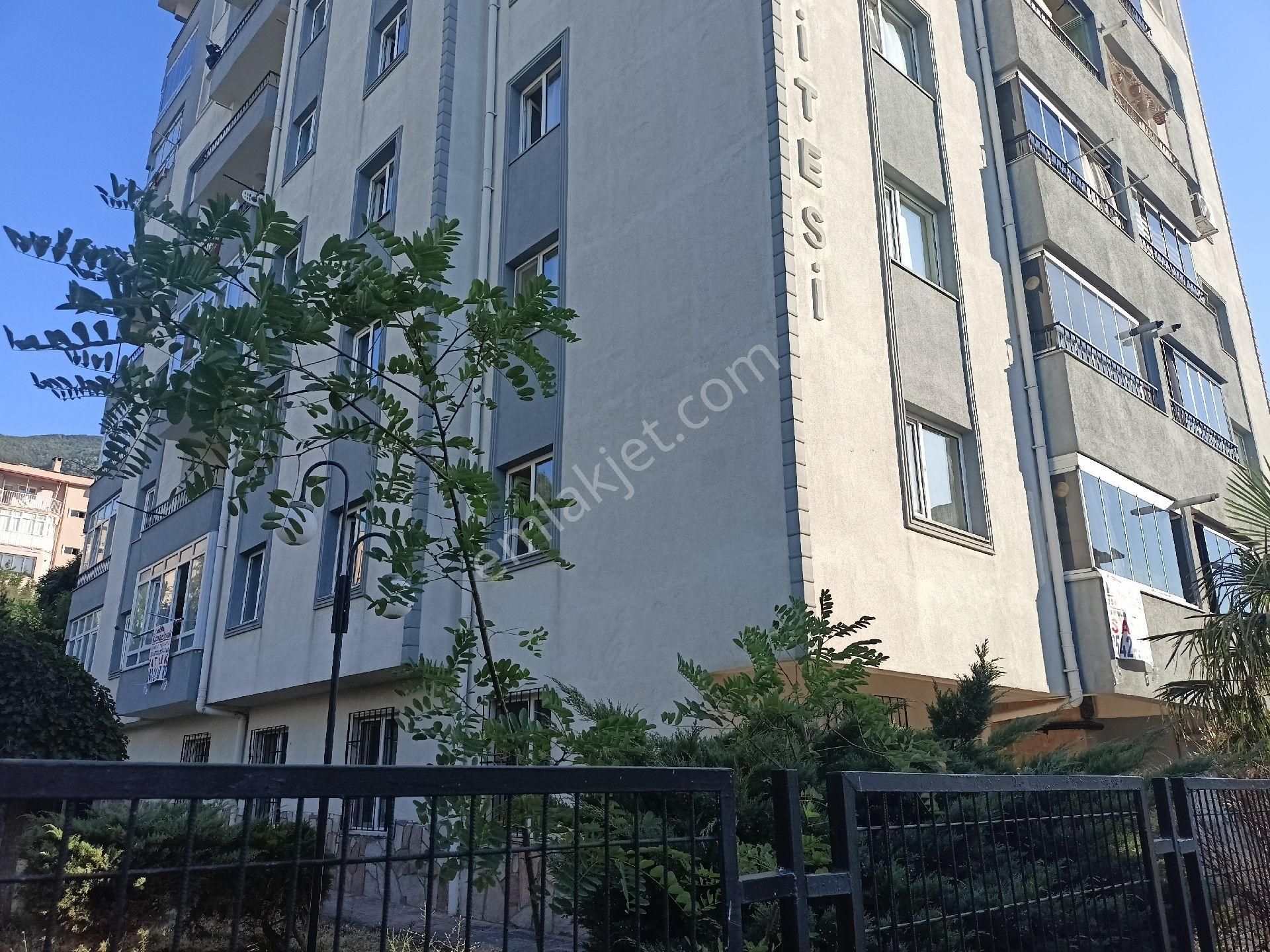 Kaçmaz Emlak Bağlaraltı Mah Bilge Sitesi Satılık 3+1 Ara Kat Daire - Görsel 28