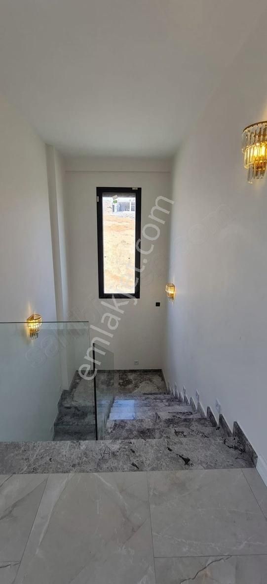 Foça'da Satılık Lüks Villa - Görsel 10