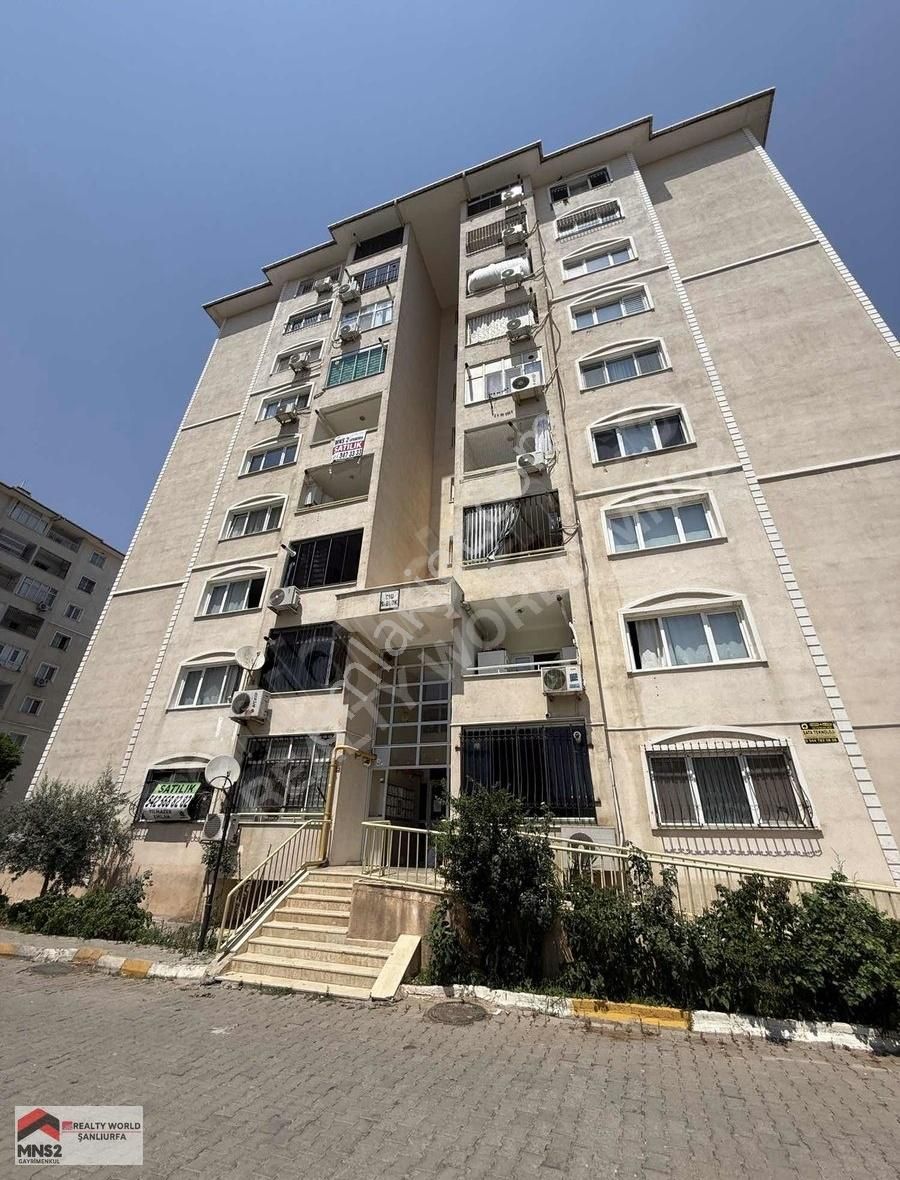 Mns2 Yakup'tan Basın Sitesinde 3+1 Satılık Daire