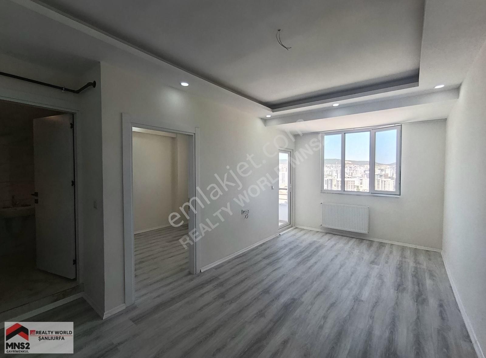 Realty World Mns2 Mehmet Ali'den Batıkent De 1+1 Satılık Daire