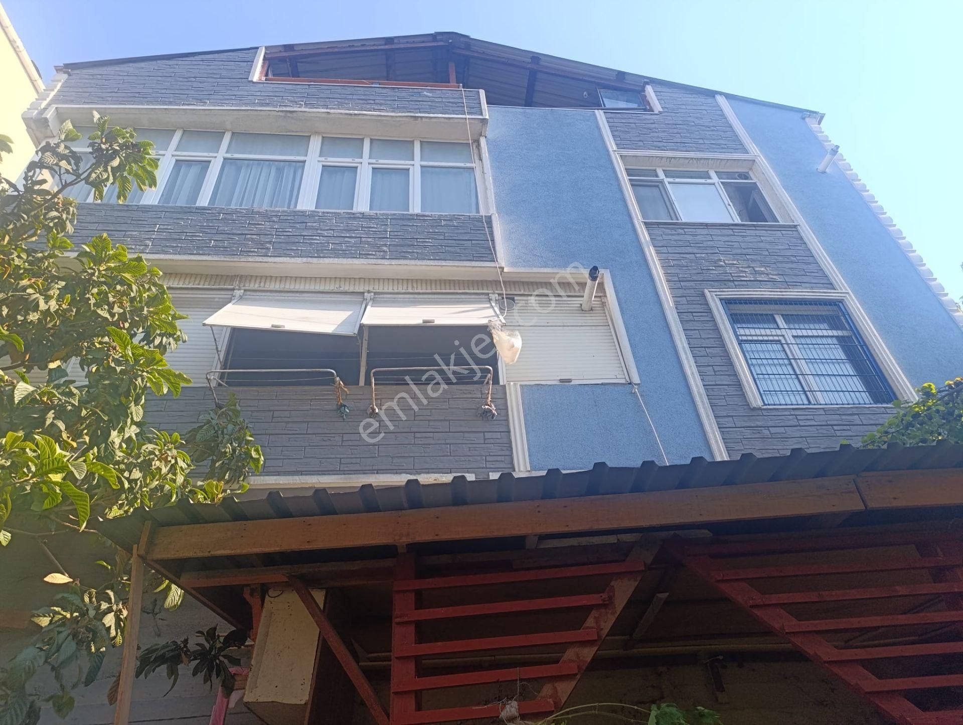 Kocaeli Gebze De Satılık 3 Katlı Bina