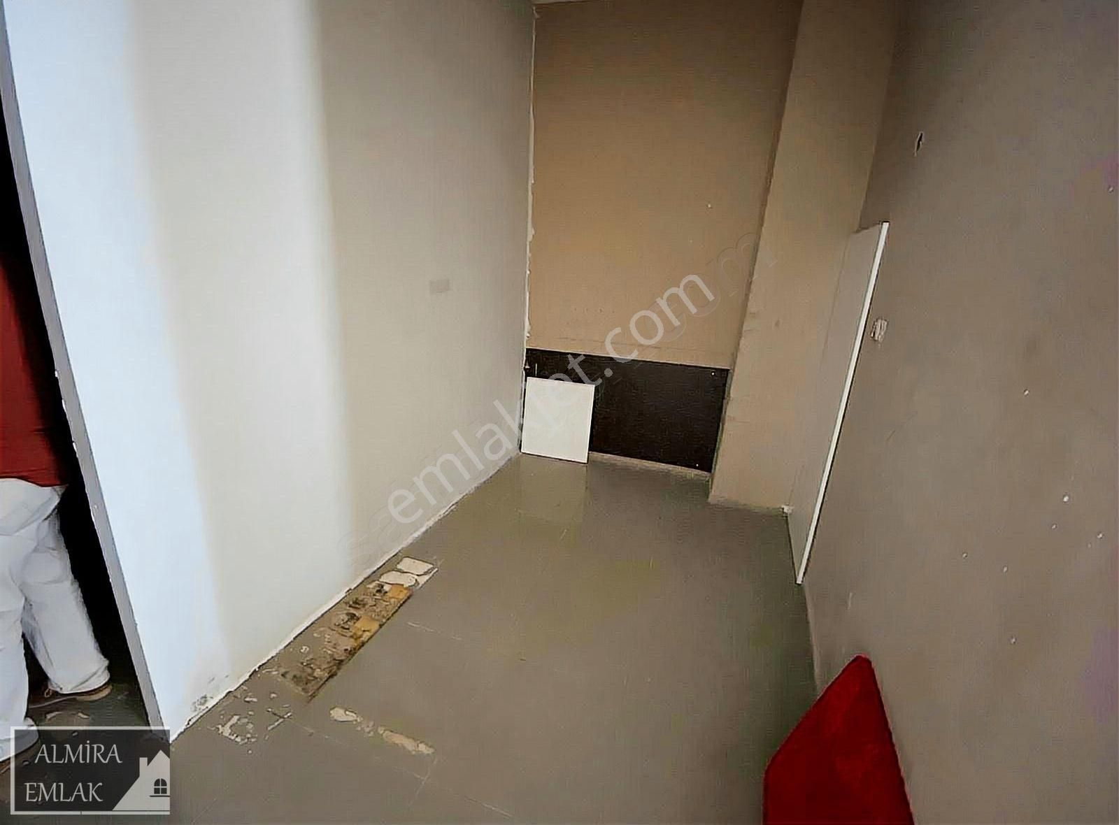 Hatay Üçyol Da Betonyol Cadde Üzeri 80 M2 Satılık Wc Li Dükkân - Görsel 26