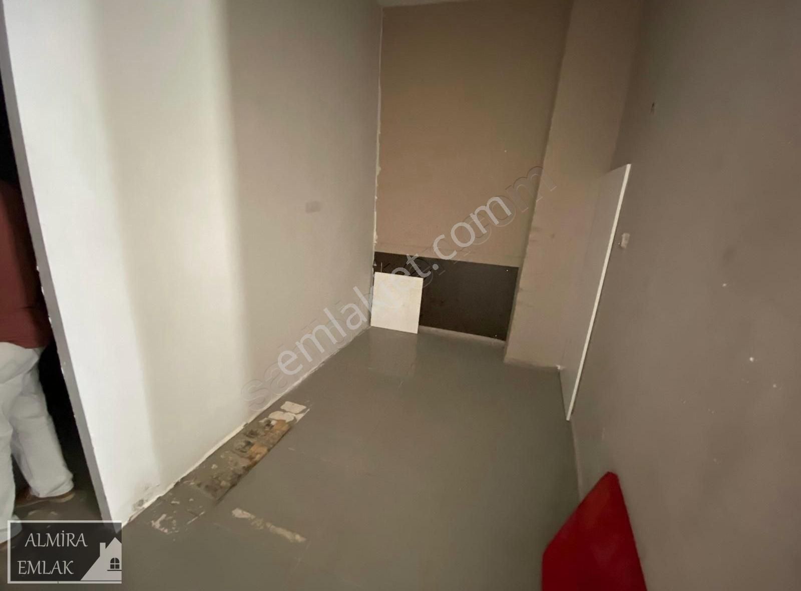 Hatay Üçyol Da Betonyol Cadde Üzeri 80 M2 Satılık Wc Li Dükkân - Görsel 12