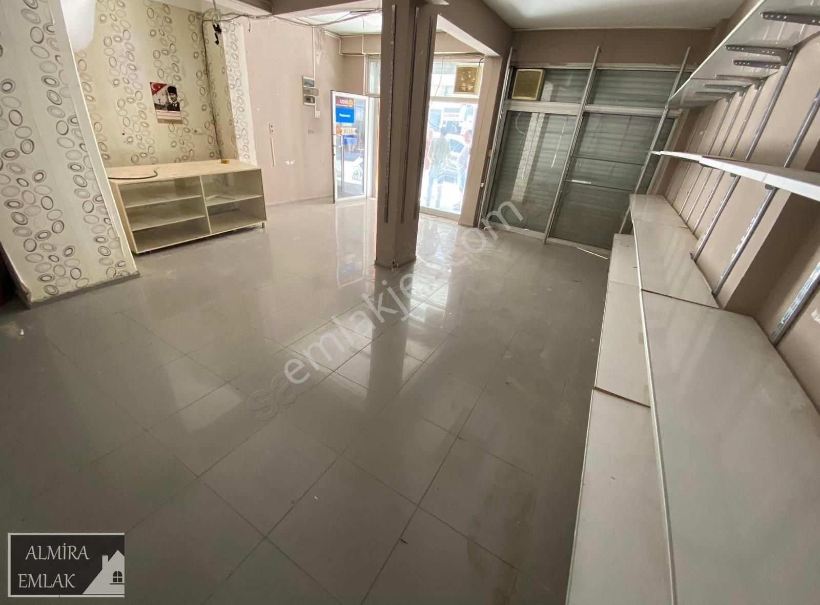 Hatay Üçyol Da Betonyol Cadde Üzeri 80 M2 Satılık Wc Li Dükkân - Görsel 4