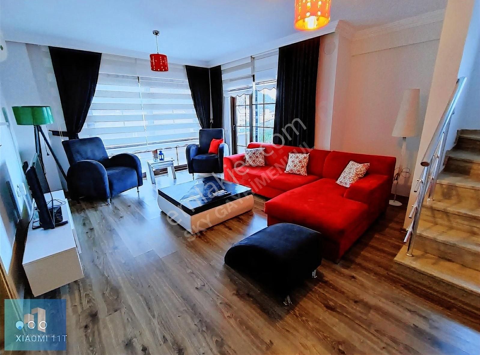 Sky'dan Armutalanda Yeni Binada Modern Eşyalı Kiralık 2+1 Daire