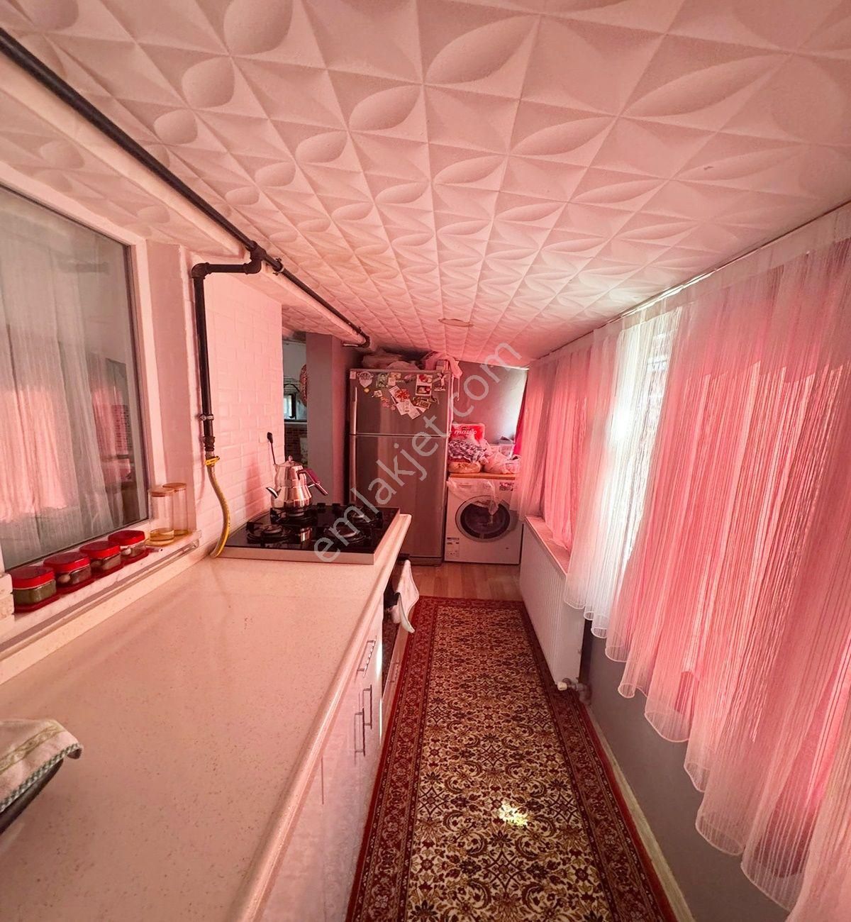 Avcılar Cihangirde 4+2 Metrobüse Yakın 10 Yaşında Satılık Geniş Dublex - Görsel 3