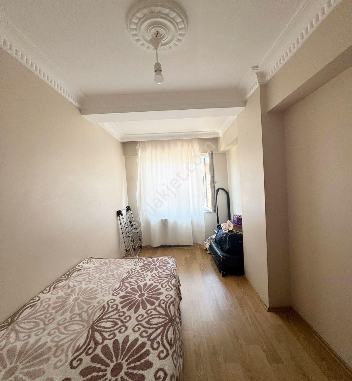 Avcılar Cihangirde 4+2 Metrobüse Yakın 10 Yaşında Satılık Geniş Dublex - Görsel 5