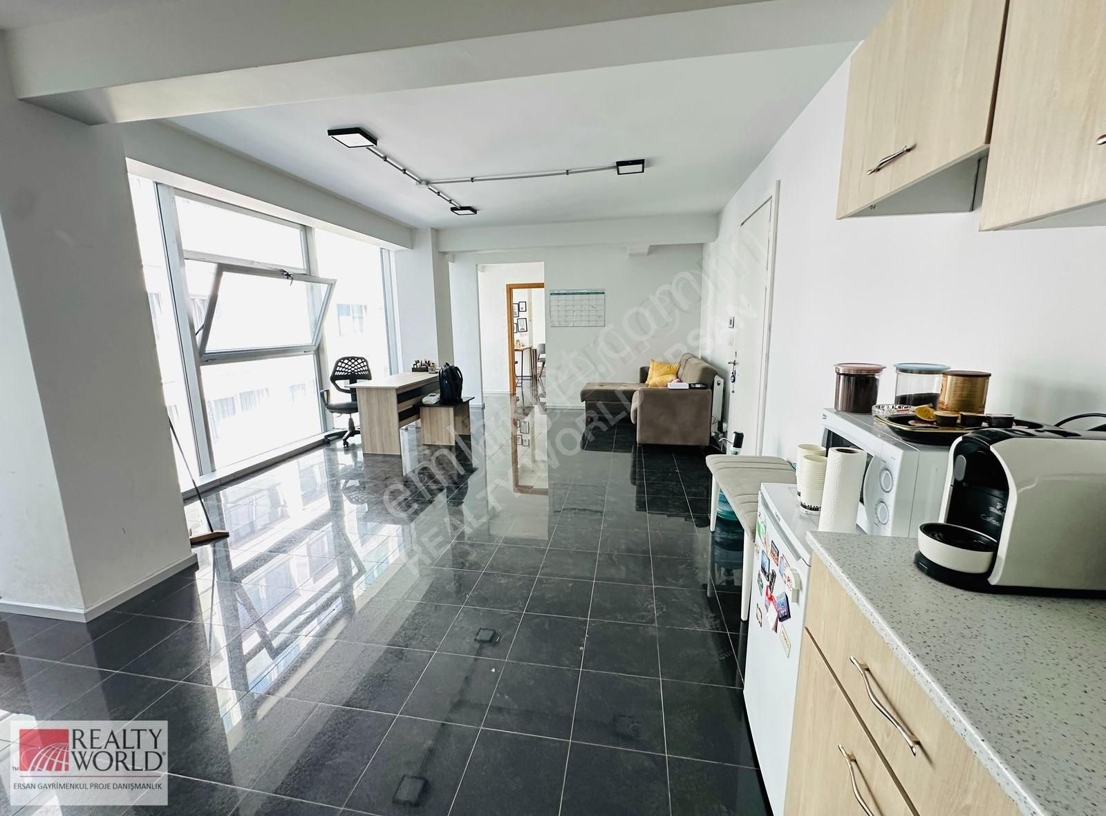 Eyüp Göktürk'te İstanbul Cad. Yakın 120m2 Kiralık Ofis-büro