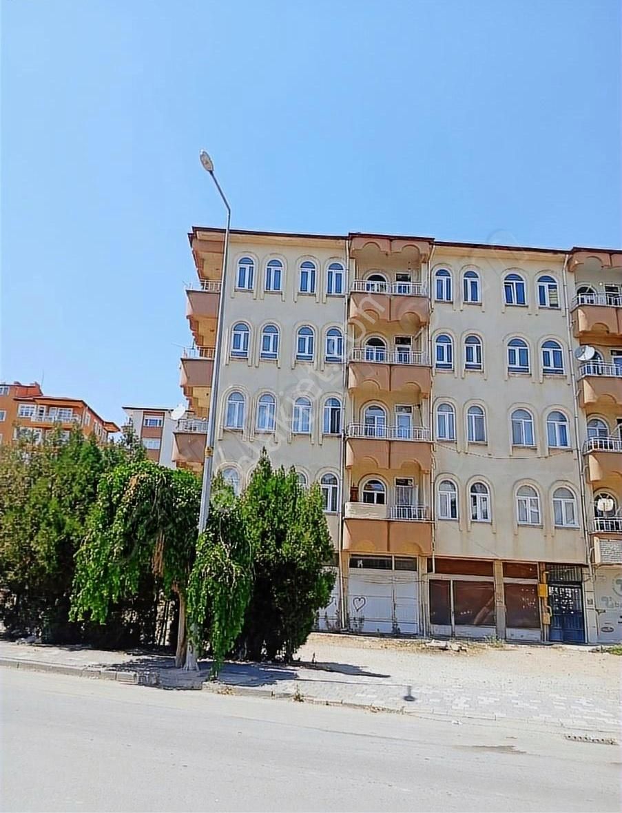 Köşe Başı Masrafsız Daire