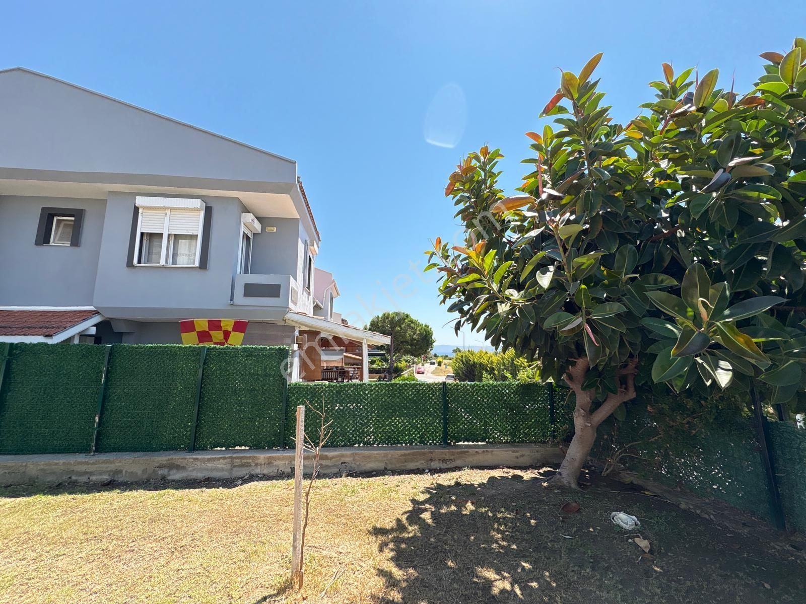 Çeşme Dalyan' Da 3 Tarafı Deniz Manzaralı Kiralık Villa - Görsel 4