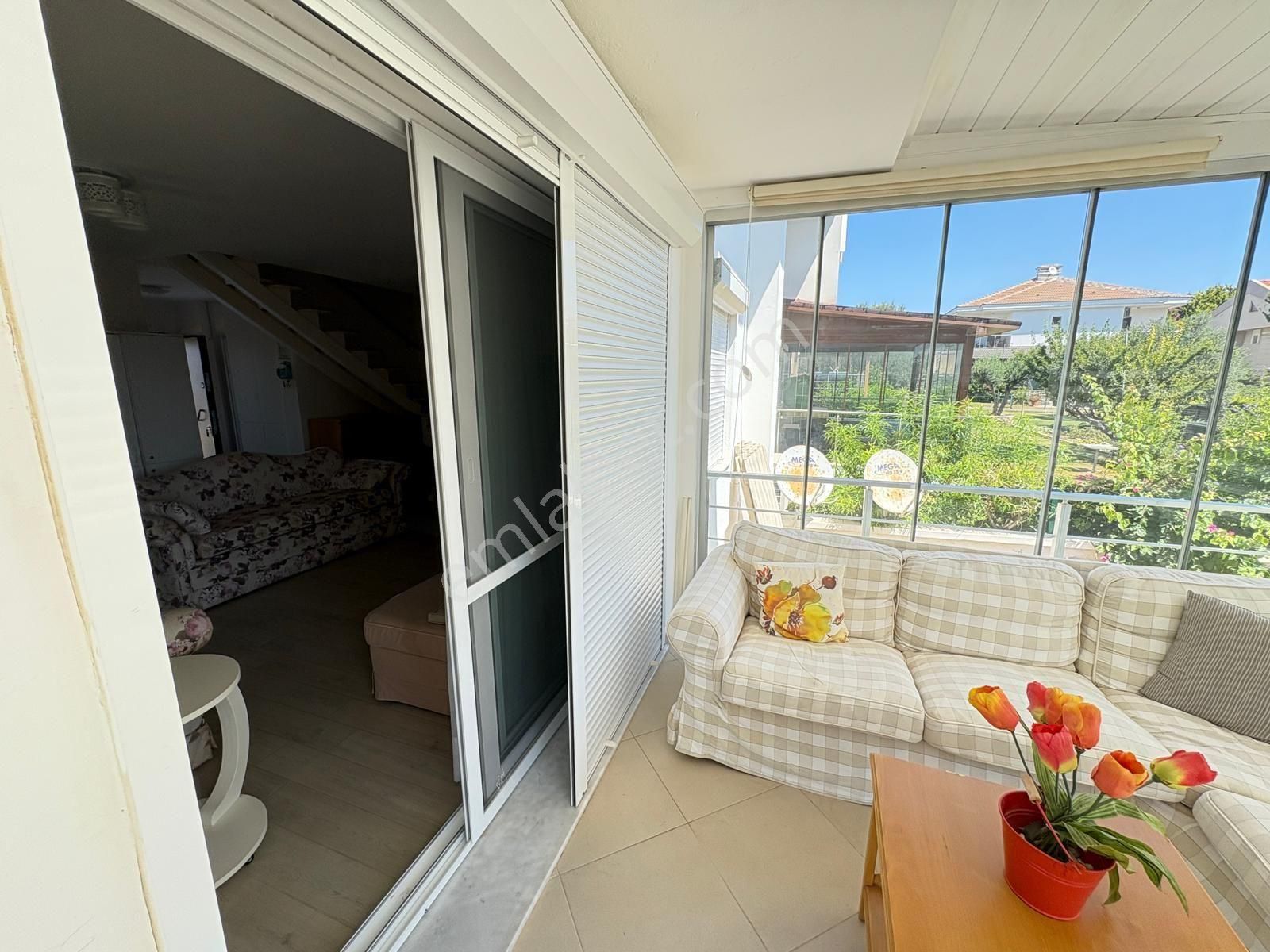 Çeşme Dalyan' Da 3 Tarafı Deniz Manzaralı Kiralık Villa - Görsel 14