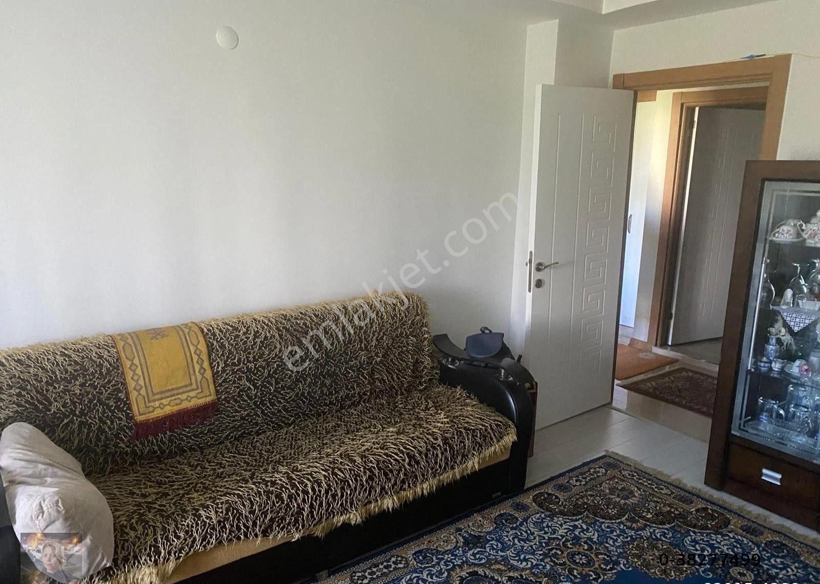 Büşra Gayrimenkulden Satılık Daire Site İçinde 2+1 Ebeveyin Banyolu 110m2 Bina Yaşı 6