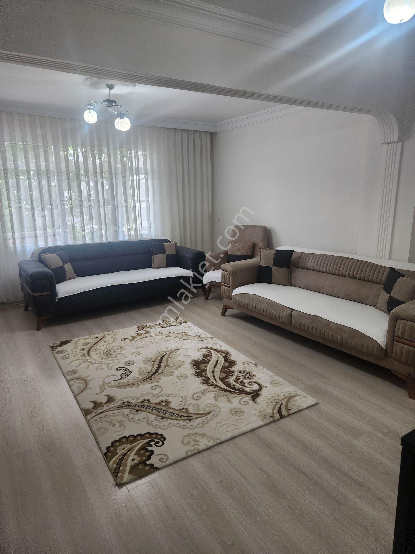 Tarabyada Cadde Üzerinde Ful Eşyalı Kiralık Daire