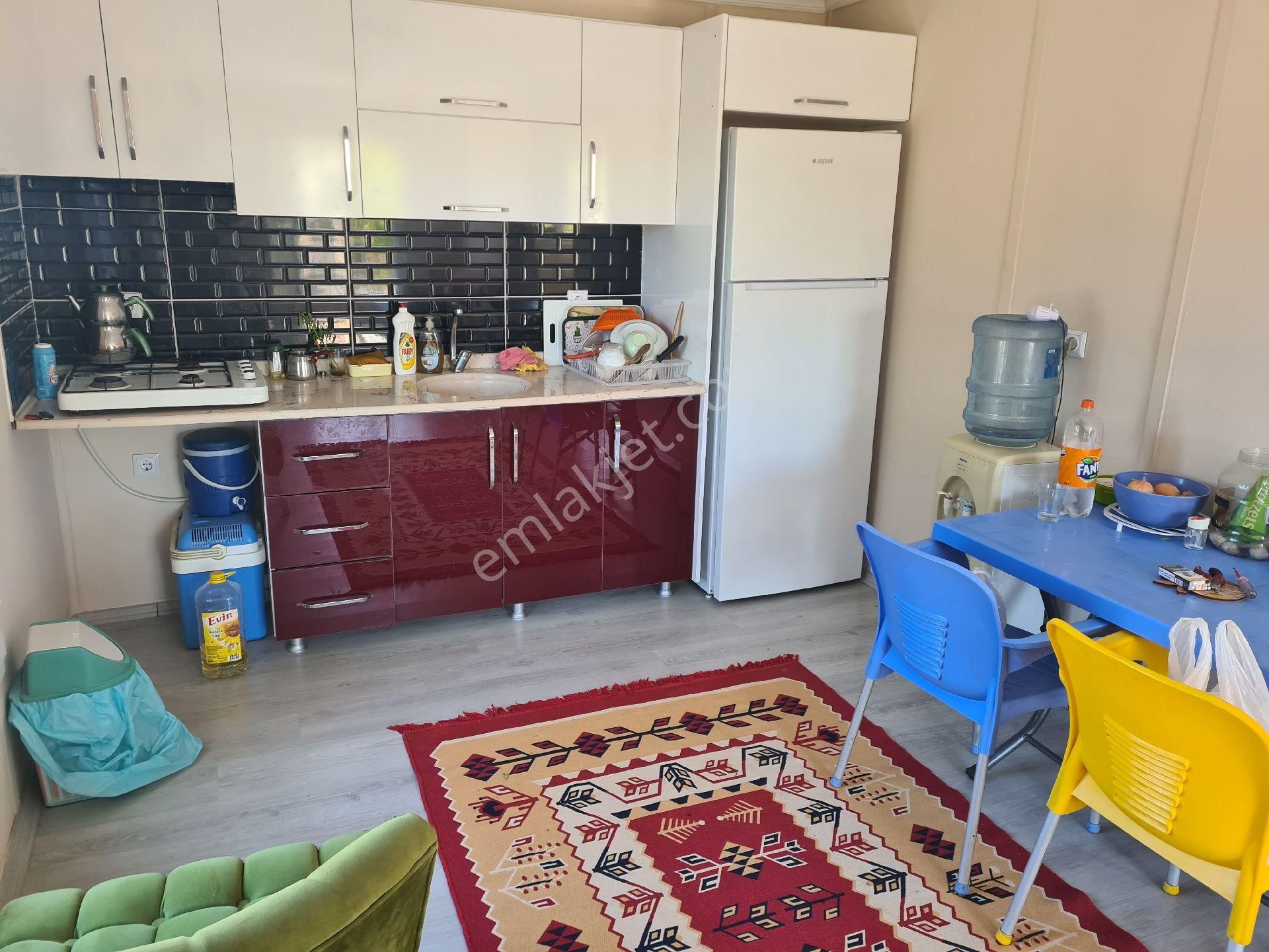 İzmir Kemalpaşa Örende 1600m2 Asfalt Cepheli İçinde 2+1 Ev Bavulunuzu Alıp Geleceksiniz - Görsel 2
