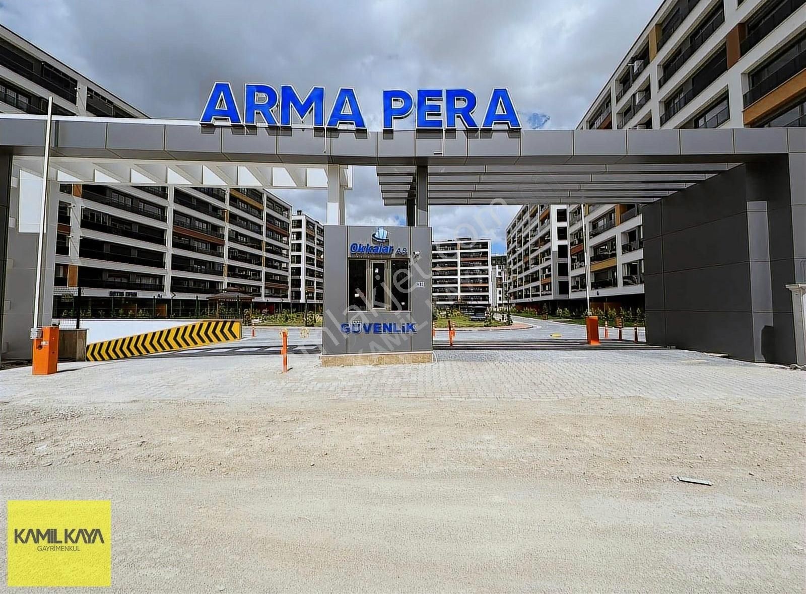 Kamil Kaya 'dan Gazze Caddesi Arma Pera 'da Satılık 4+1 Daire