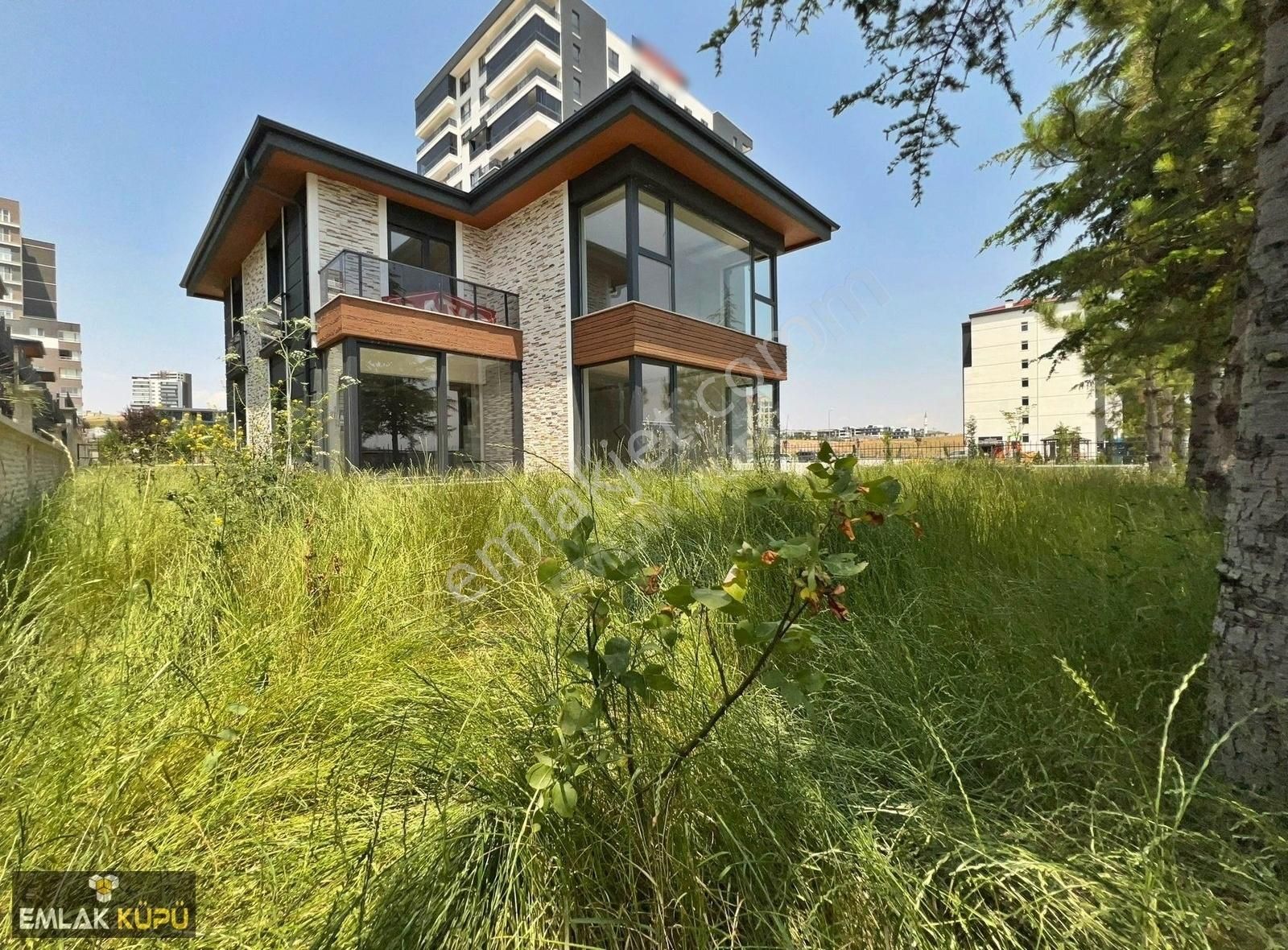 Bağlıca Da Ultra Lüx Yapıda Geniş 6+2 372m² Satılık Villa