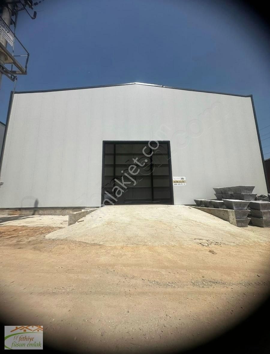Gebze Şekerpınar Da Kiralık 400 M2 Kapalı Alan Depo