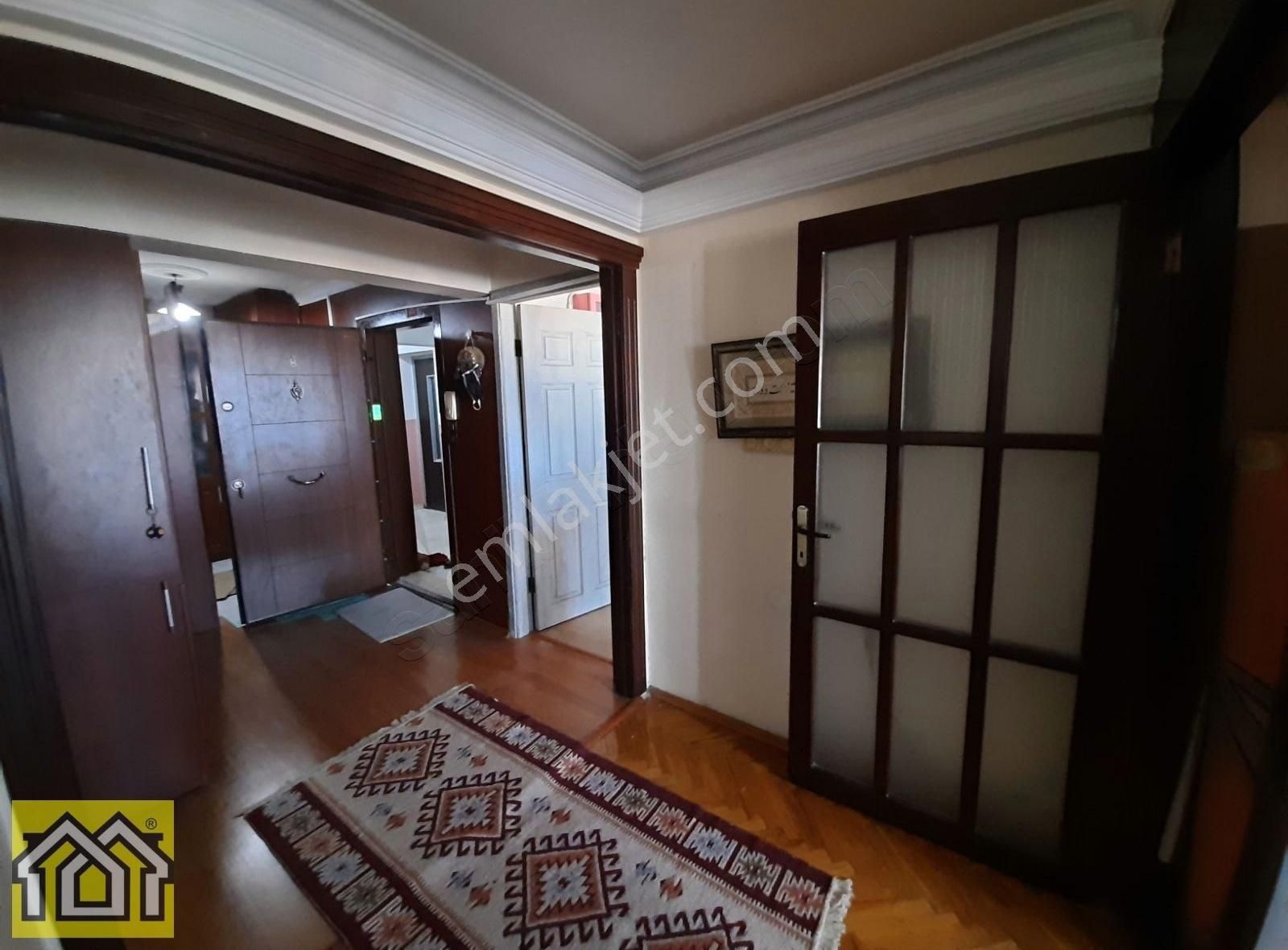 Deniz Manzaralı, Eşyalı 2+1 Kiralık Daire