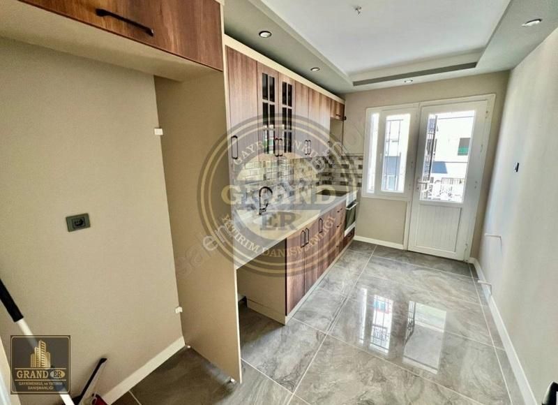 Mezitli Viranşehir Mah.komple Yenilenmiş Satılık Daire 3+1