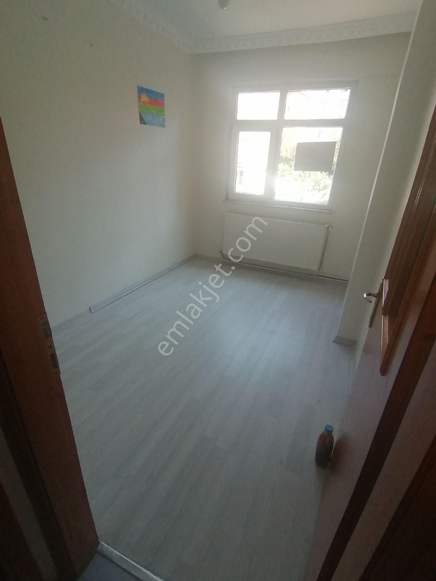 Ümraniye Mehmet Akif Mahallesi 1.kat 2+1 Kiralık Daire Tepeüstü Tavukçuyolu Caddesi Metro Yürüme - Görsel 9