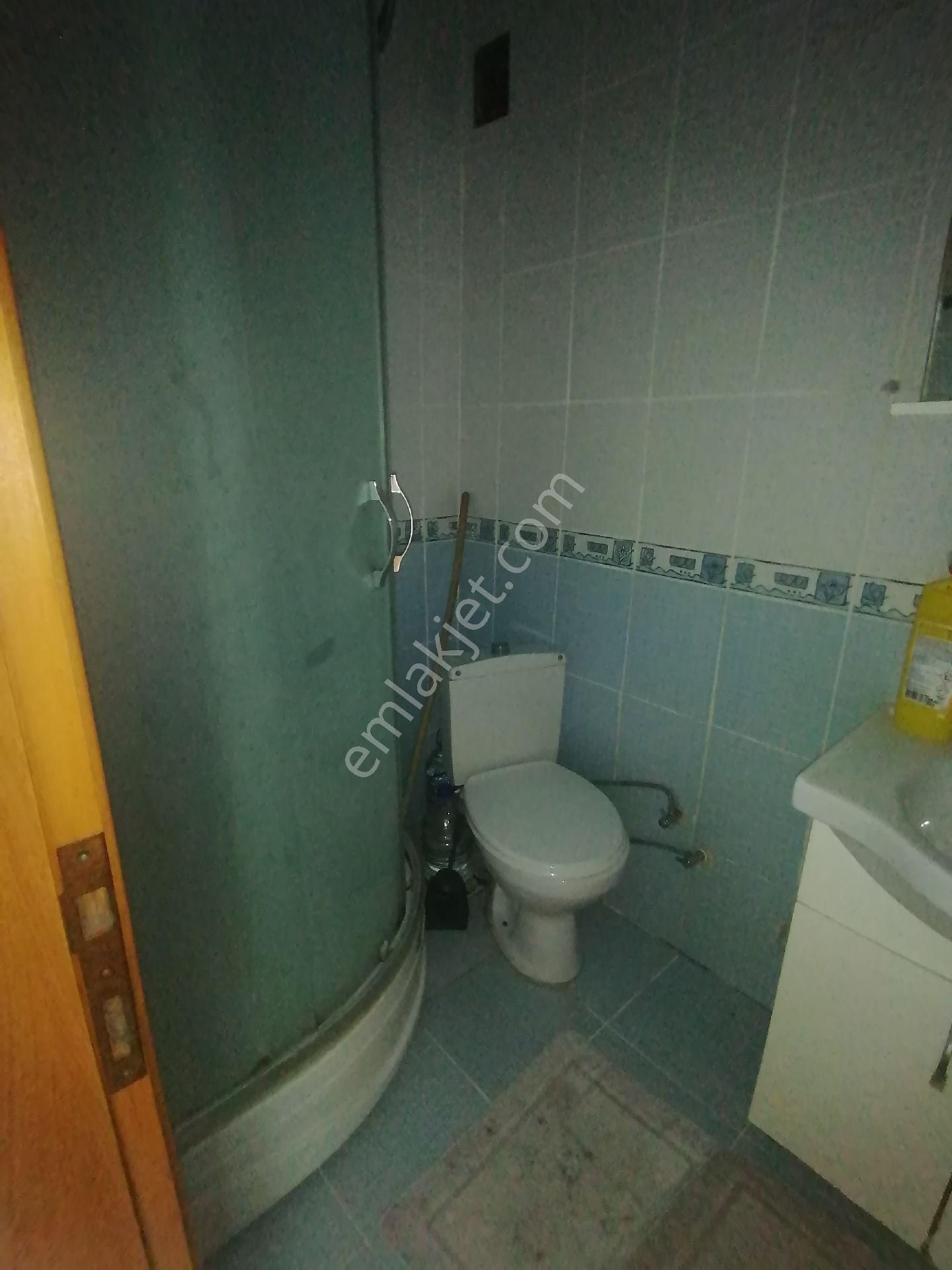 Ümraniye Mehmet Akif Mahallesi 1.kat 2+1 Kiralık Daire Tepeüstü Tavukçuyolu Caddesi Metro Yürüme - Görsel 12