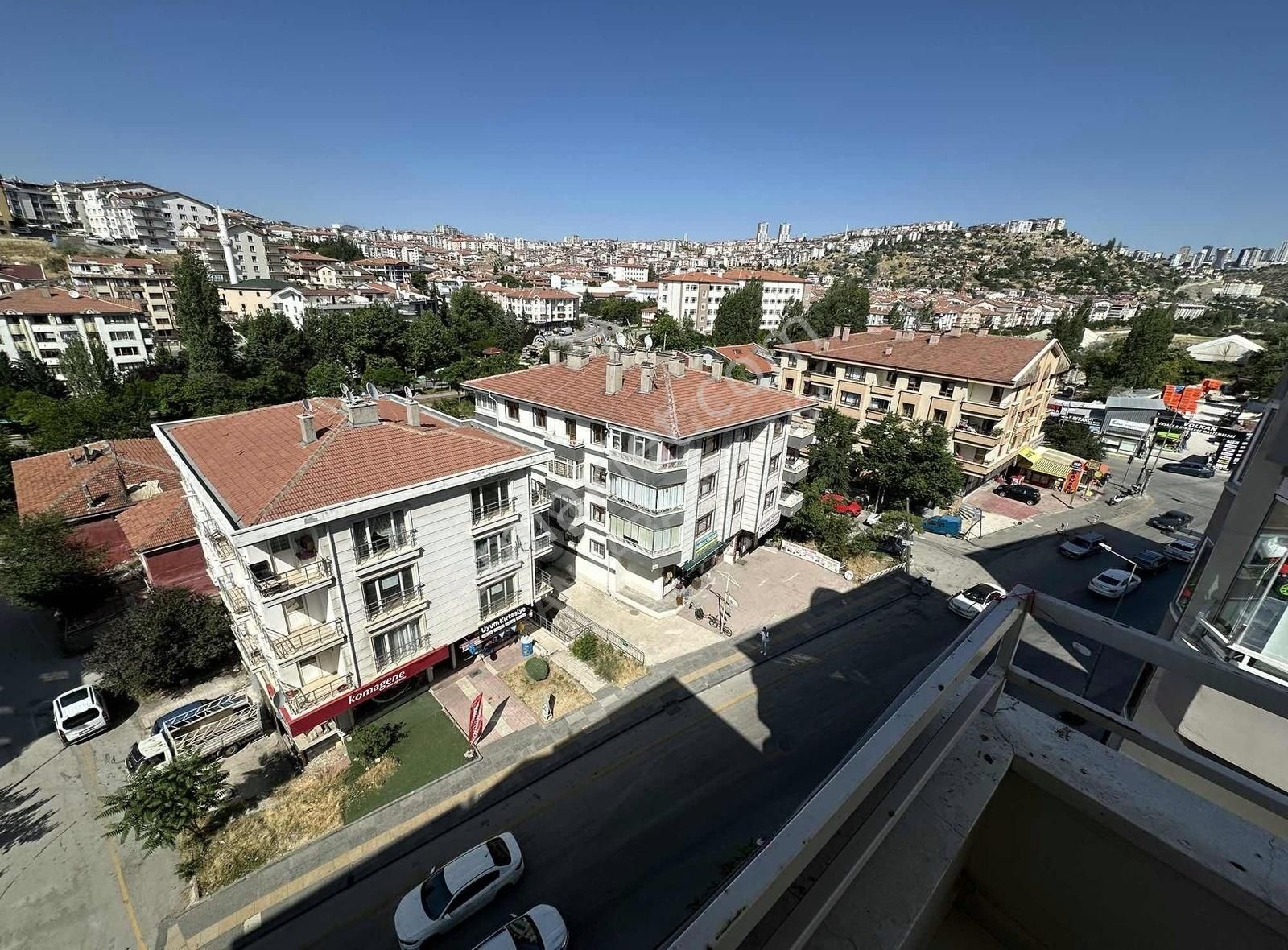Ankara Emlak'tan Ziya Oralay Cad.full Manzara Yapılı 3+1 Satılık