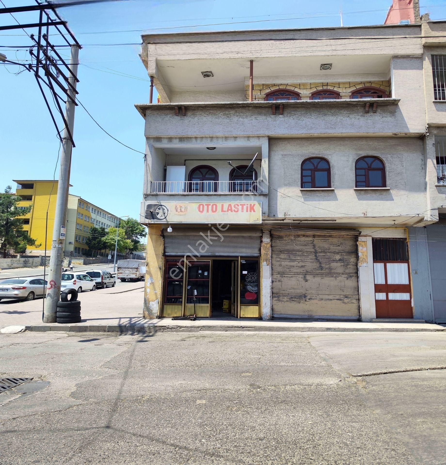 Boyno Da Satılık Köşebaşı Cadde Üstü 3 Katlı Bina - Görsel 5
