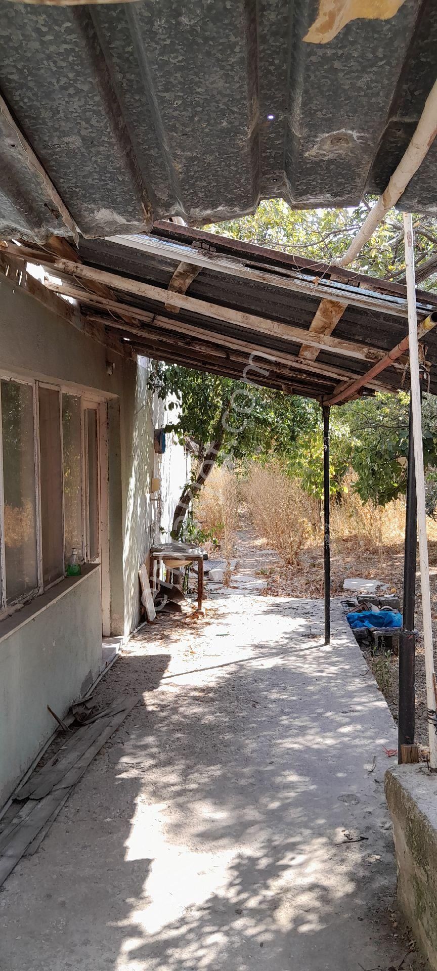 Torbalı Aslanlar Köyünde Merkezde 700 M2 Arsa İçinde Köy Evi - Görsel 10