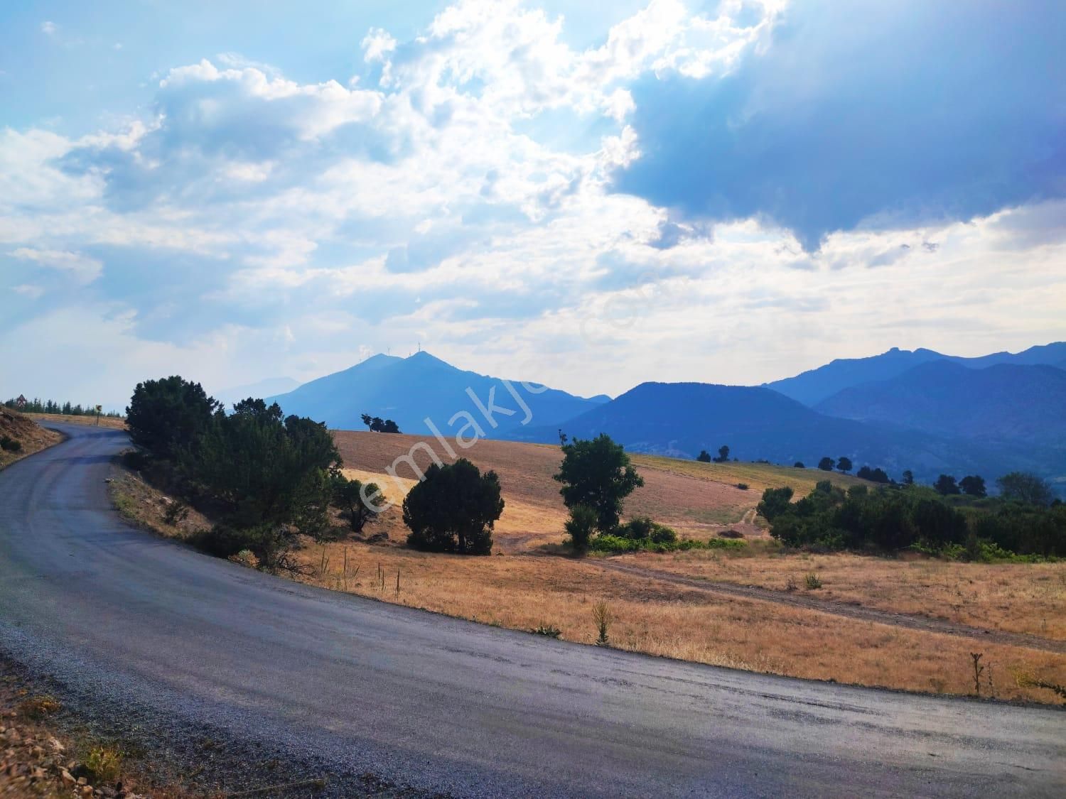 Pozantı Kar Emlaktan Hamidiye Mahallesinde 450 M2 Arsa - Görsel 3