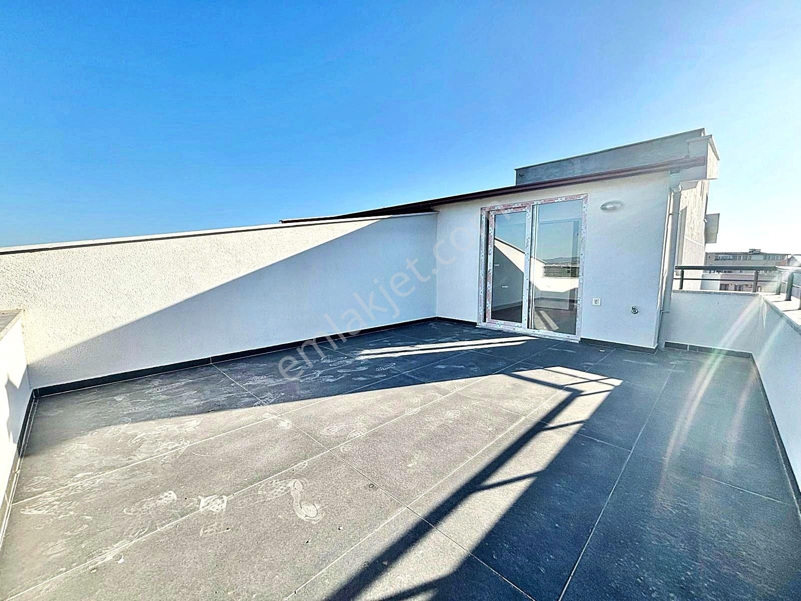 🛑🛑aktif'ten Akçay'da Şık Tasarımlı Satılık Ayrı Mutfak Teraslı 2+1 Geniş Dubleks Daire