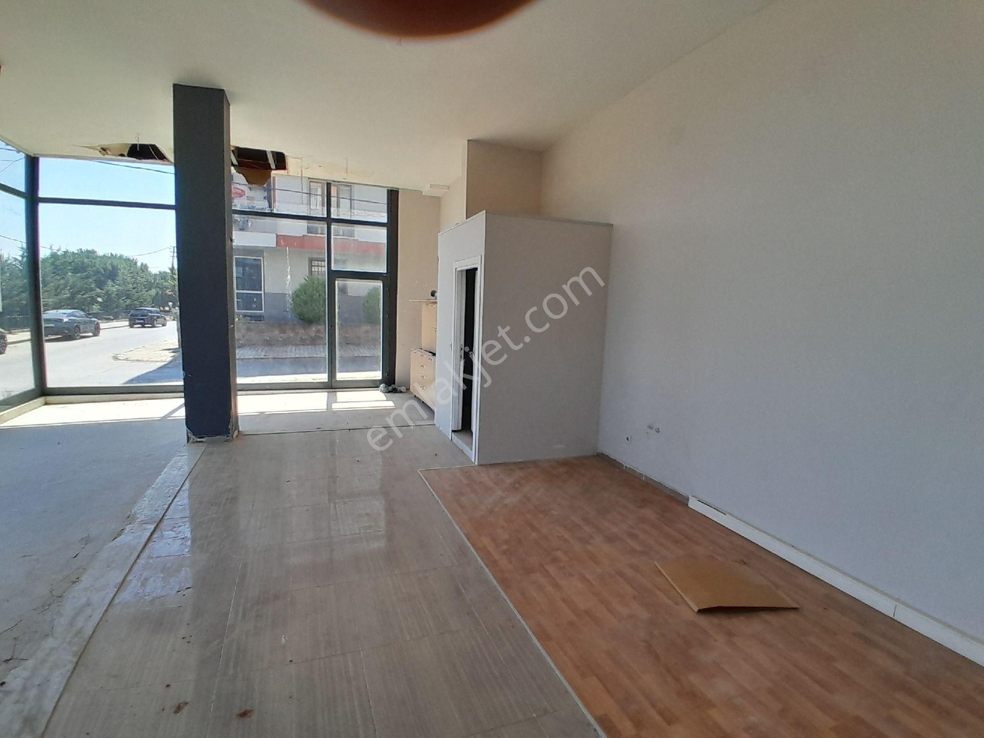 Sancaktepe Kiralık 300m² Bodrumlu Araç Girişine Uygun Dükkan - Görsel 13