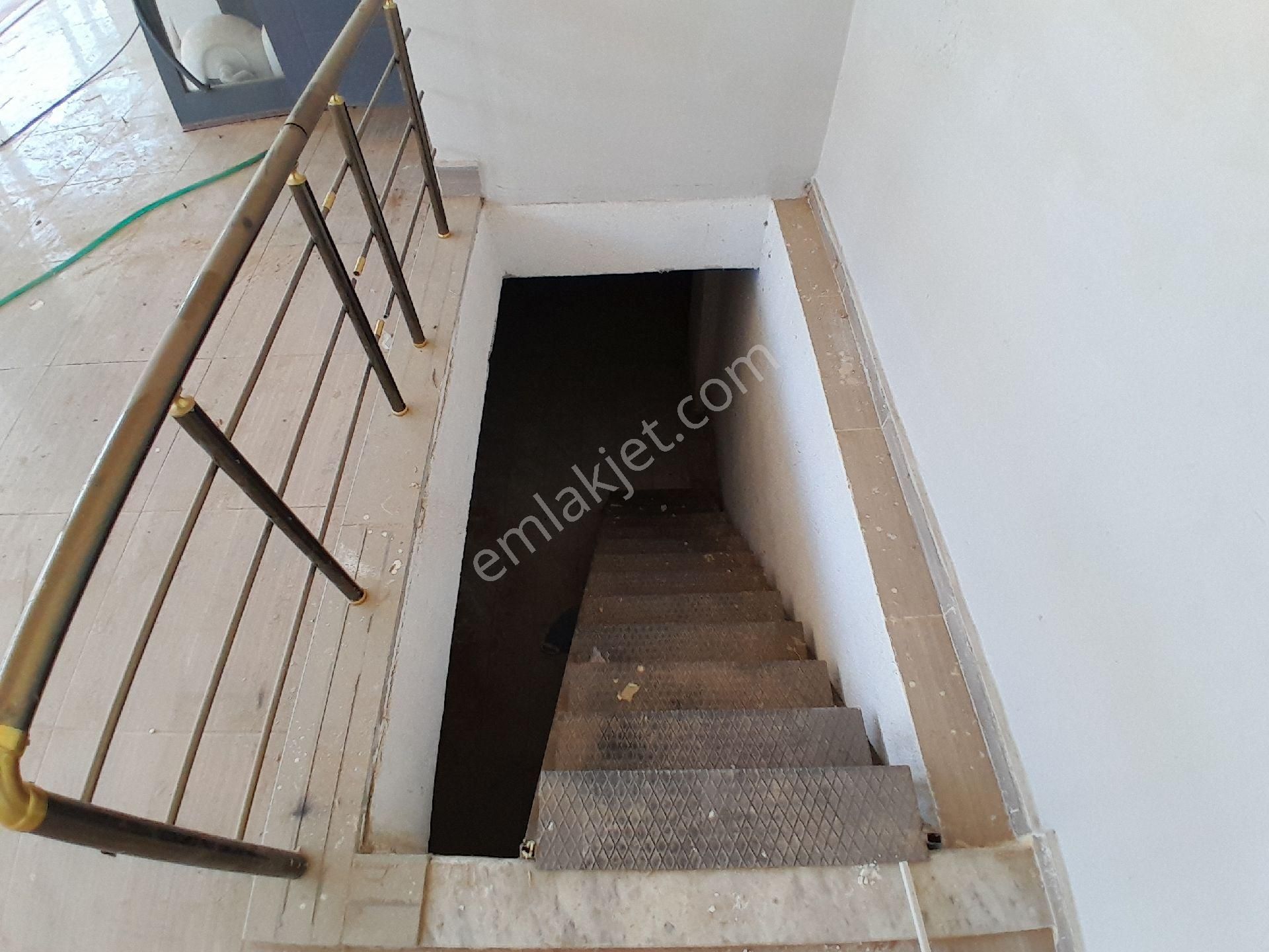 Sancaktepe Kiralık 300m² Bodrumlu Araç Girişine Uygun Dükkan - Görsel 23