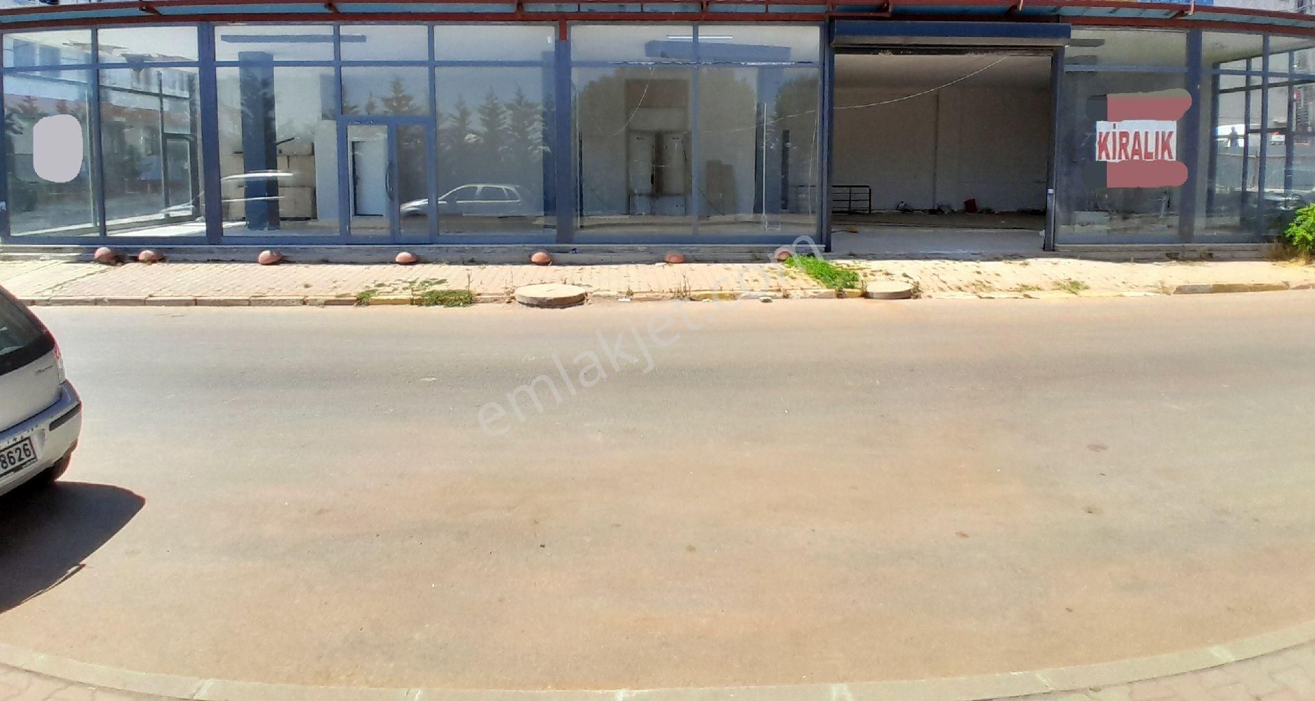 Kiralık 300m² Bodrumlu Araç Girişine Uygun Dükkan