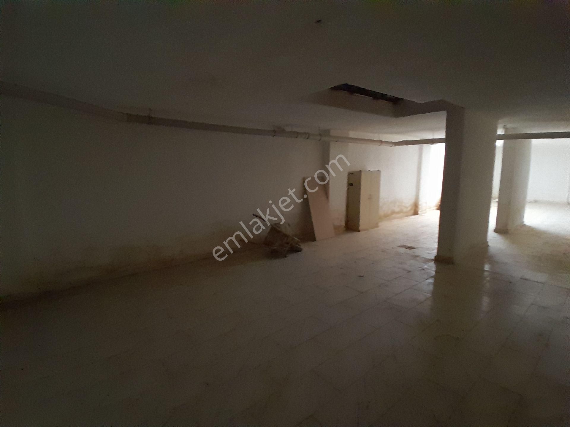 Sancaktepe Kiralık 300m² Bodrumlu Araç Girişine Uygun Dükkan - Görsel 31