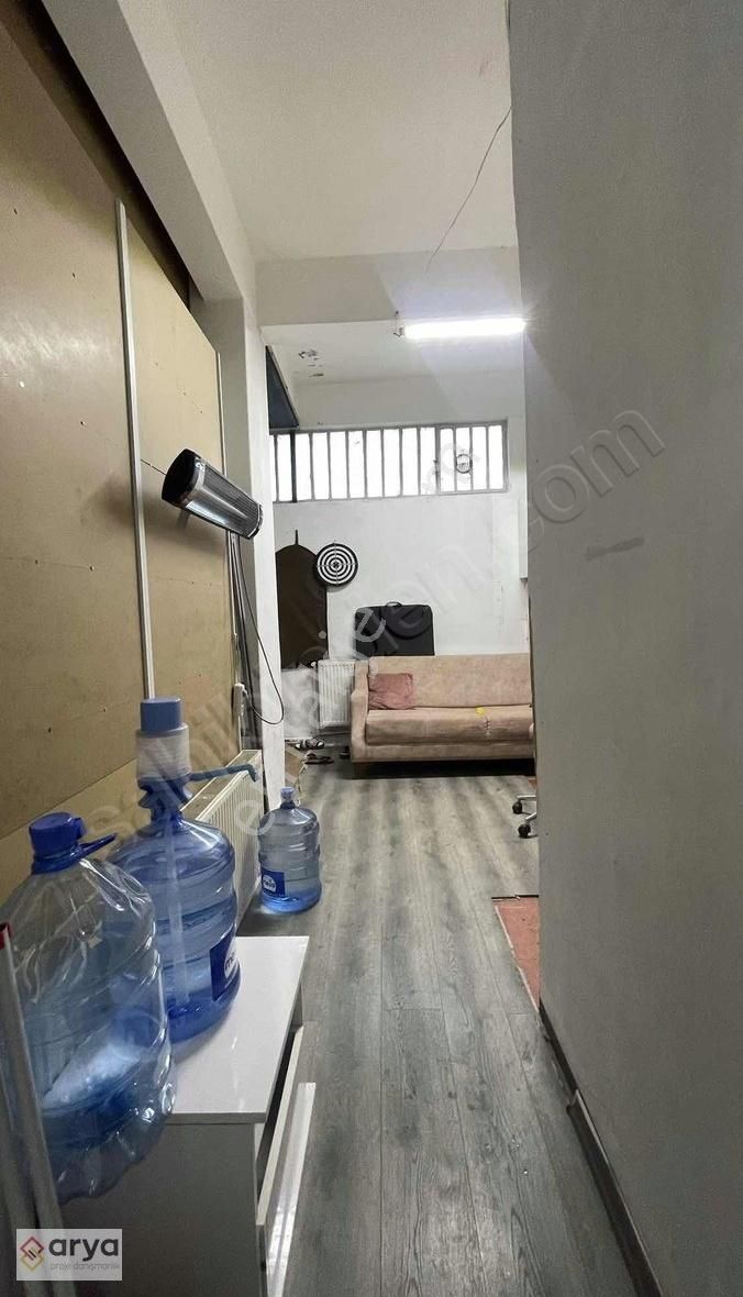 Çamçeşme'de Merkezi Lokasyonda Satılık 65 M2 Dükkan - Görsel 3