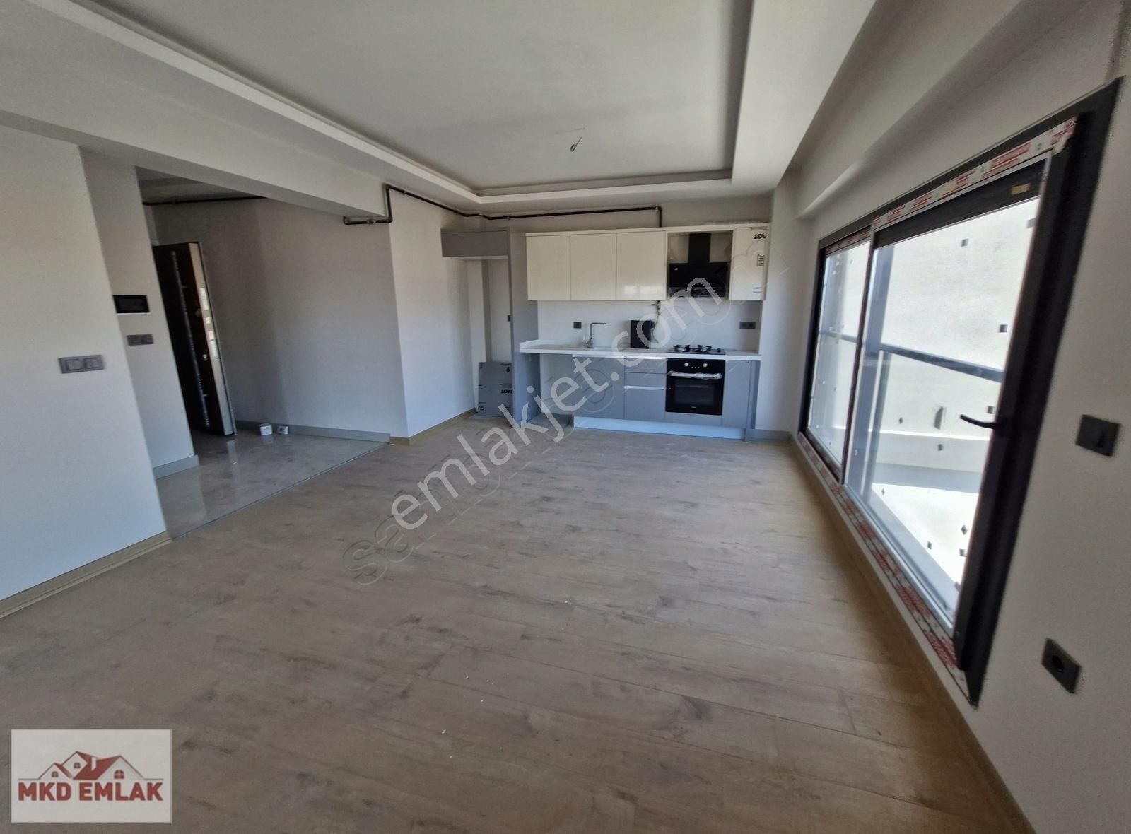 Atakent Yalı Da Köşe Lüx Sıfır 1+1 Kiralık Daire Mkd Emlak