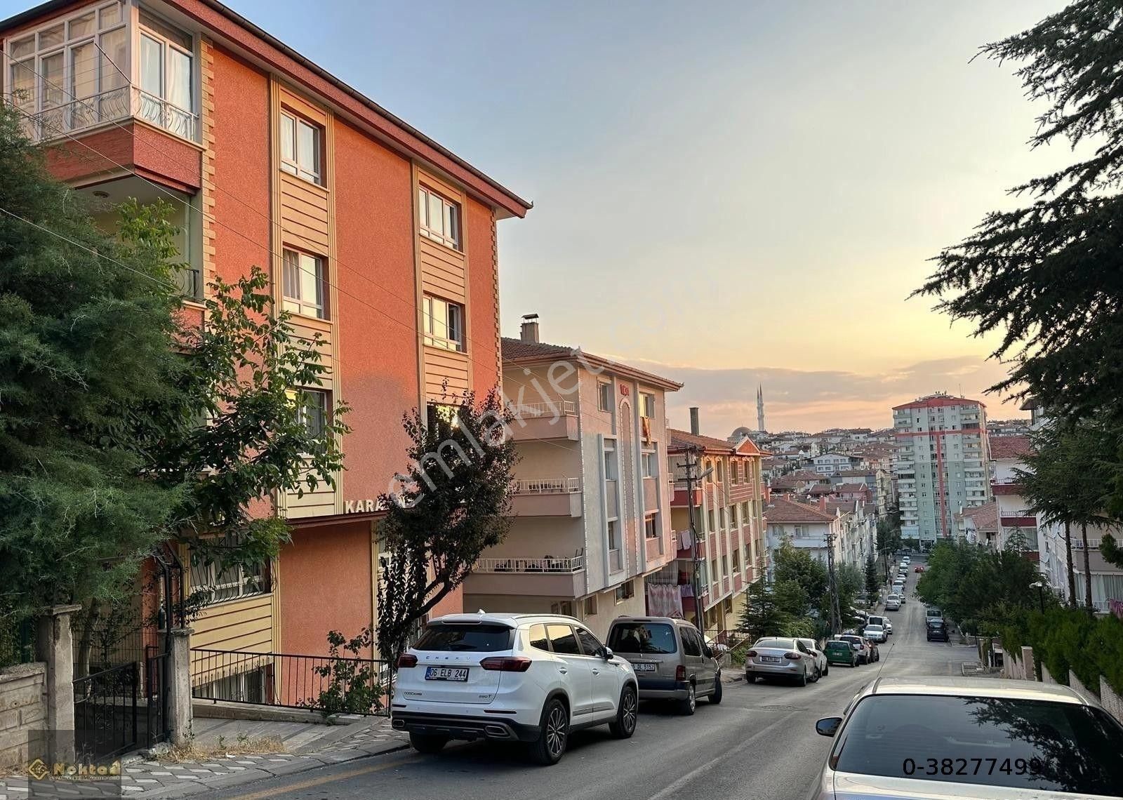Etimesgut Piyade Mahallesinde 3+1//120m2 Katta