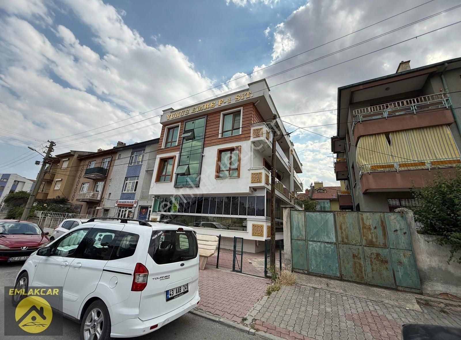 Emlakcar Dan Dumlupınarda Satılık 2+1 Daire