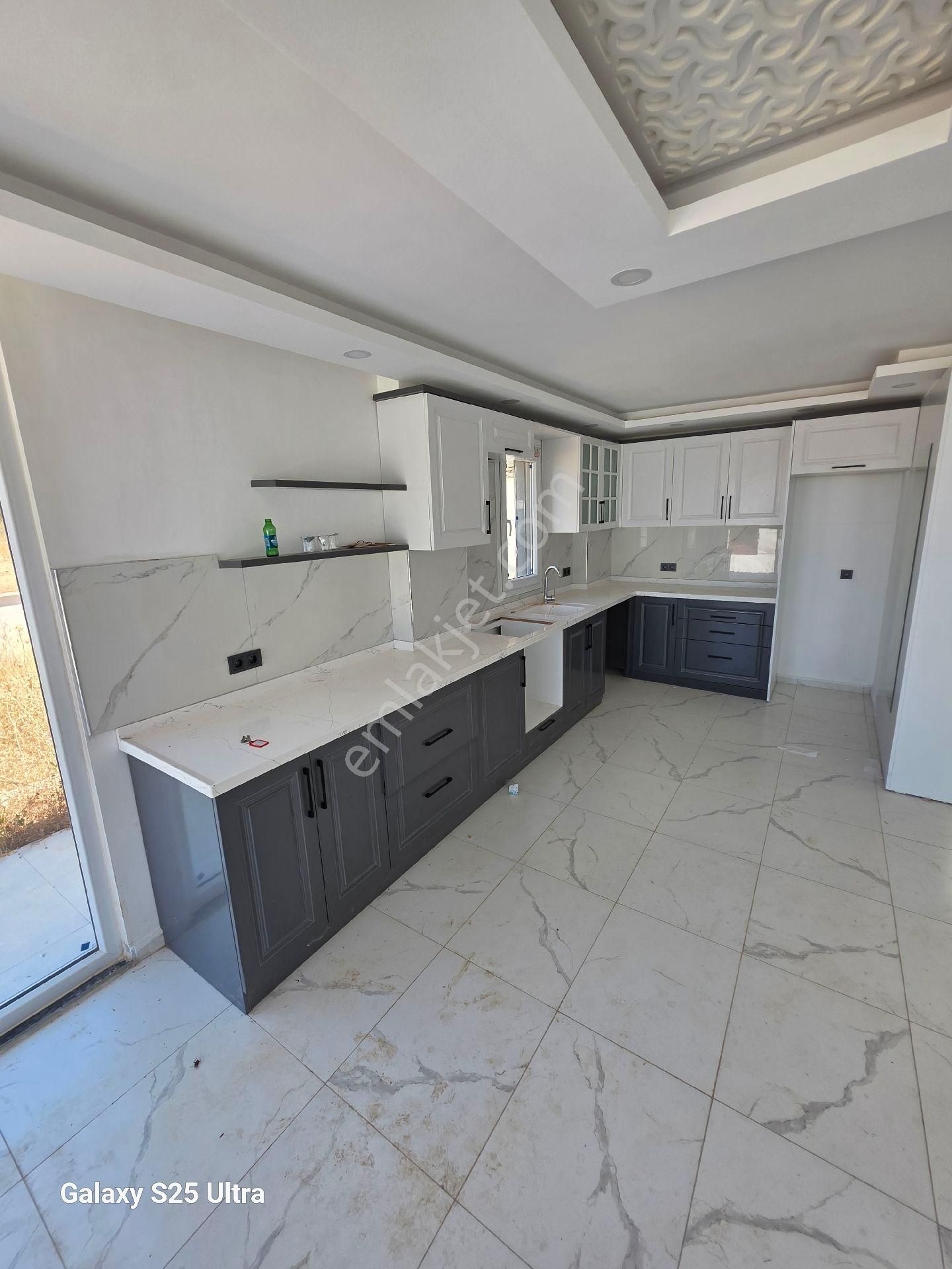 🌊🏘 Didim Akbük'te Panoramik Deniz Manzaralı Satılık Tripleks Villa 🌊🏘 - Görsel 7