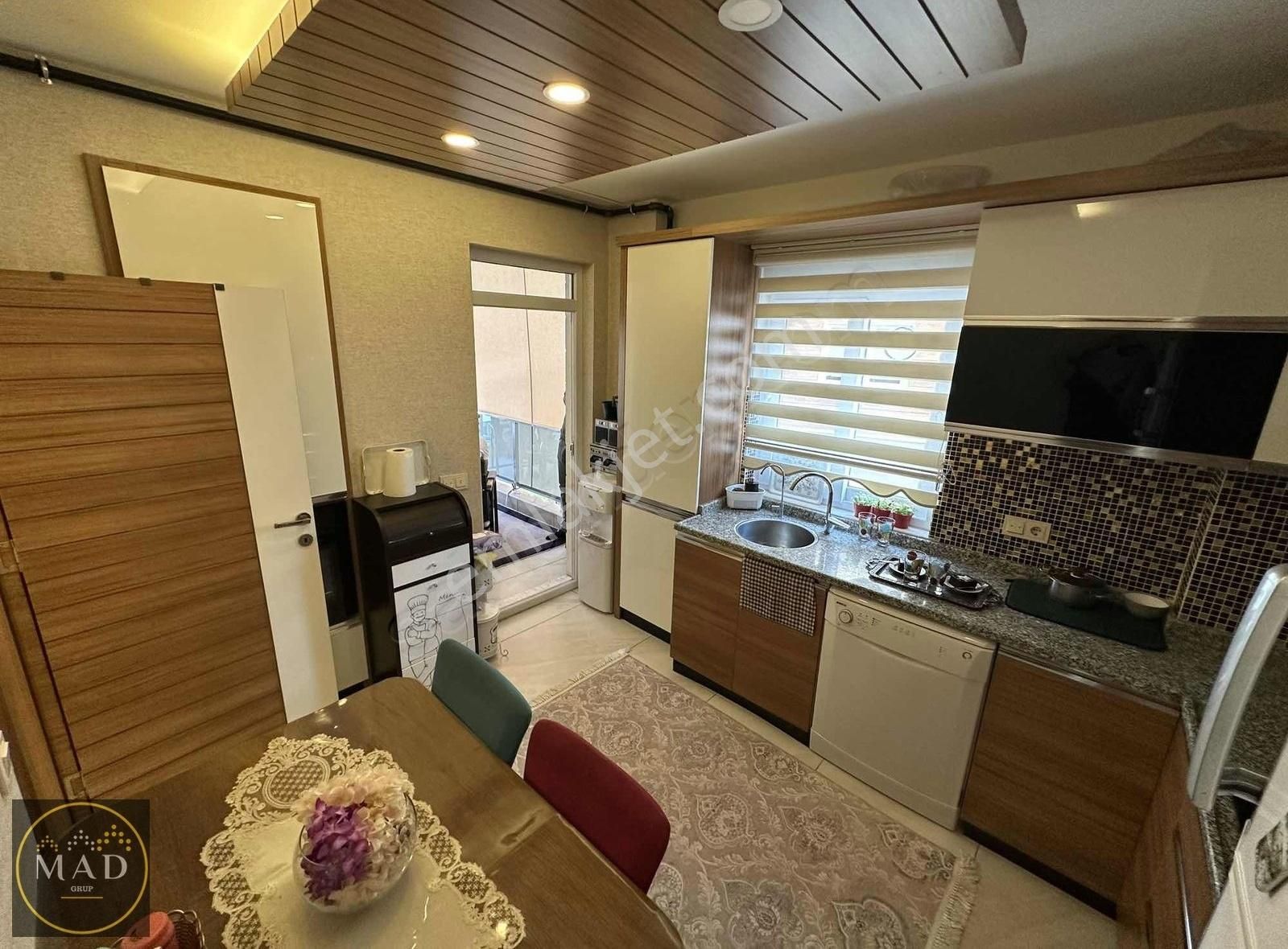 Ultra Lüx Kalendaroğlu Sitesinde 3+1 Arakat Doğalgazlı Daire