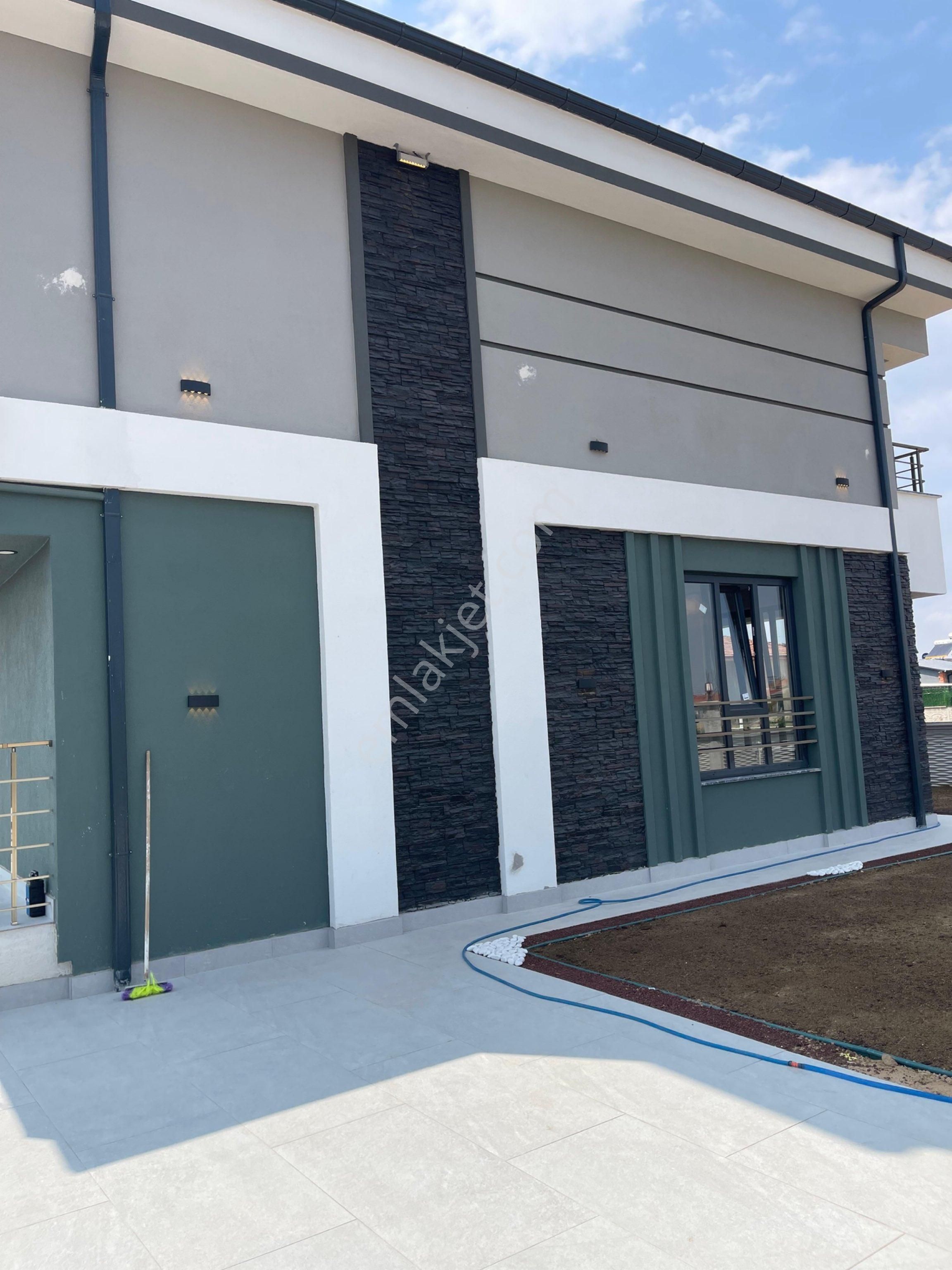 Yasin Güler Den Saraçoğlu Mah Satılık Lüx 4+1 Villa - Görsel 3