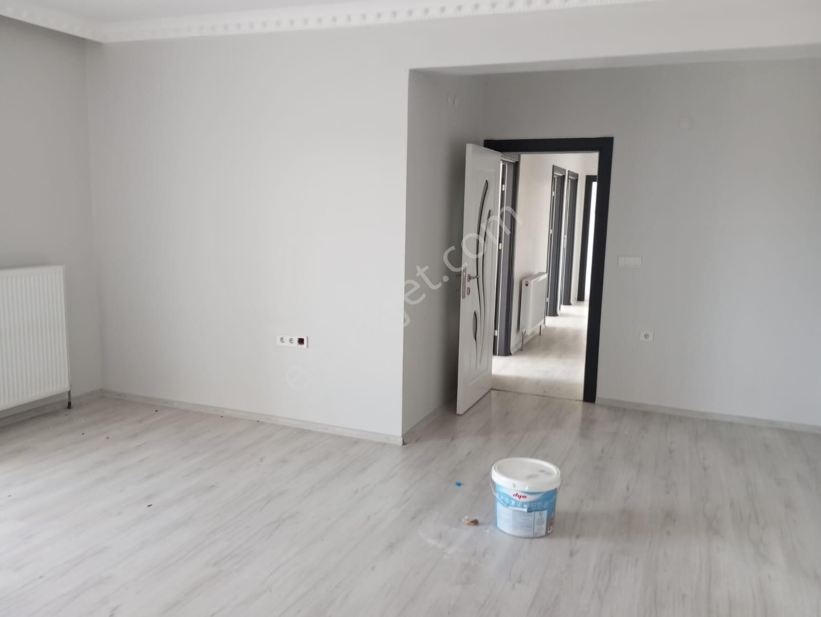 ### Kavak Merkezde 3+1 Sıfır Daire ###