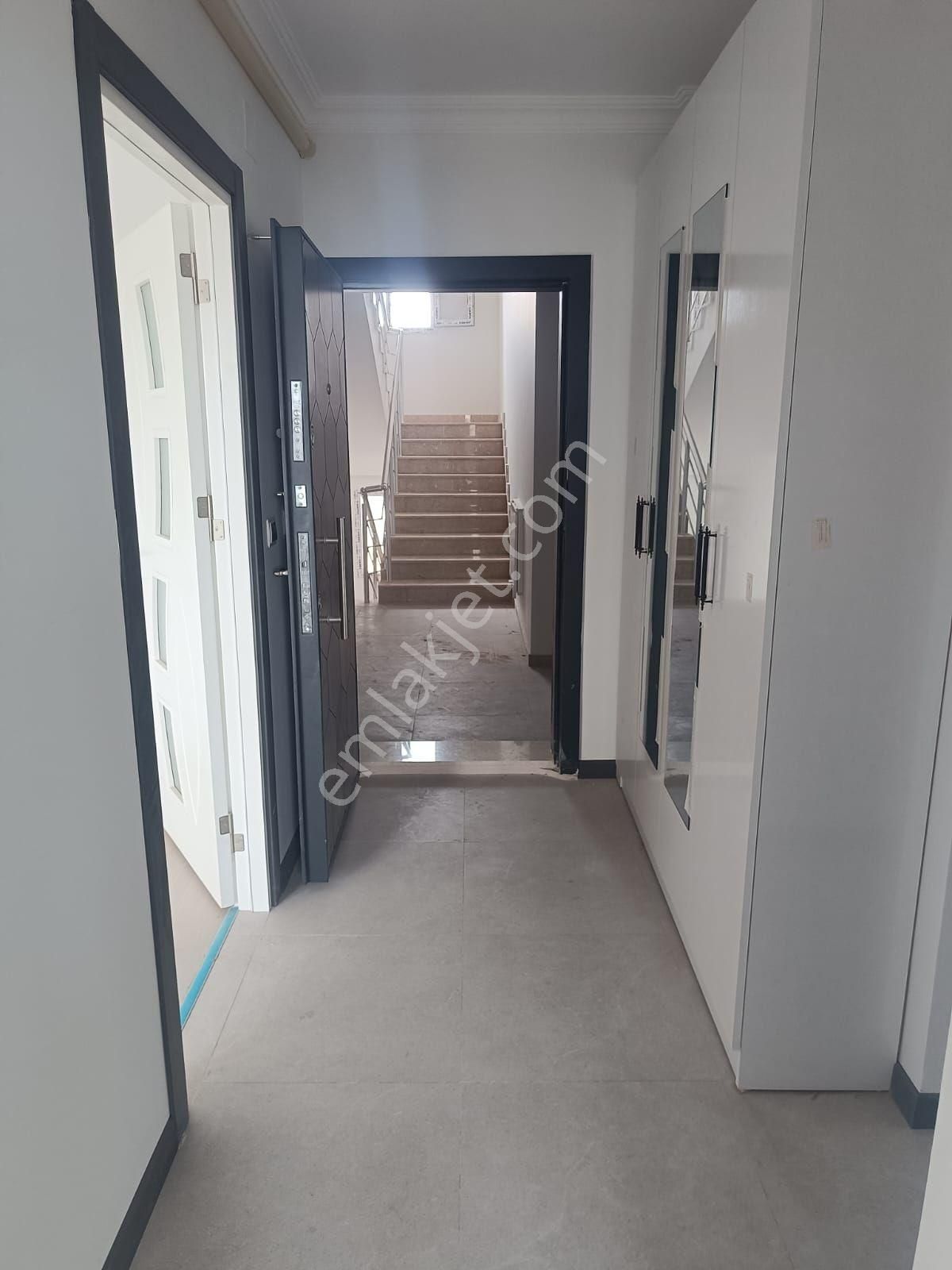 Sıfır Kiralık Saricam Ahmet Zembilci Bulvari Kiralik 2+1