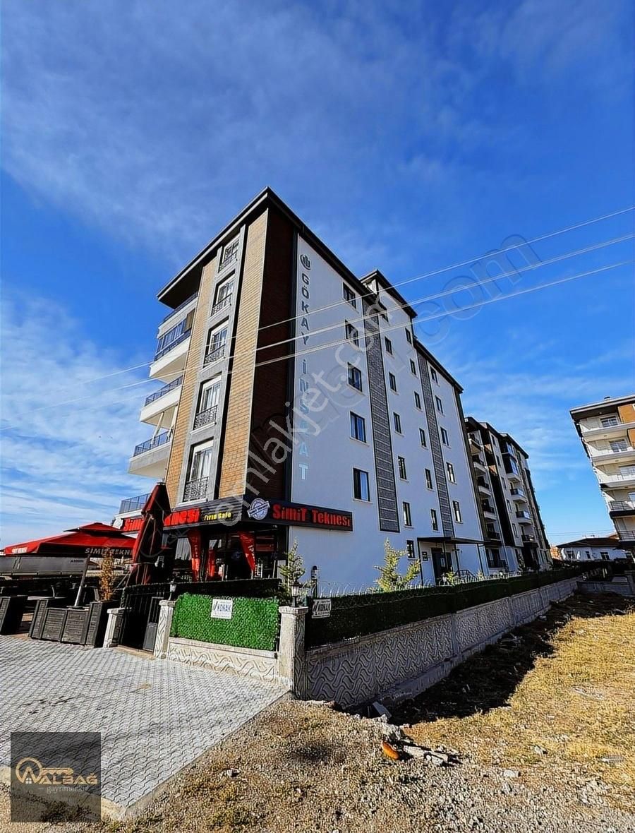 Albağ'dan Yeni Sanayi Mahallesinde Satılık 3+1 Daire